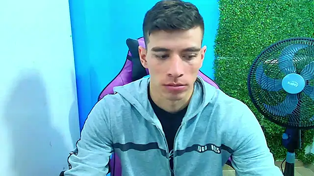 Snapshot of DEIBY_BABY chatting on 01.20.25 DEIBY BABY online show from 01.20.25