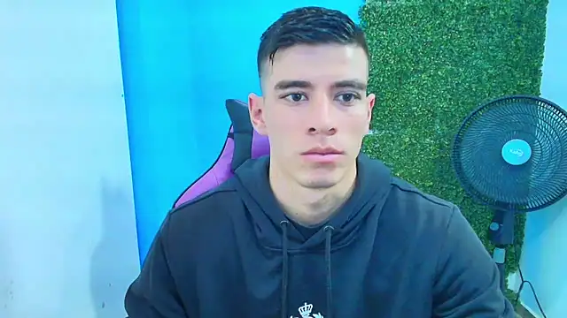 Snapshot of DEIBY_BABY chatting on 02.12.25 DEIBY BABY online show from 02.12.25