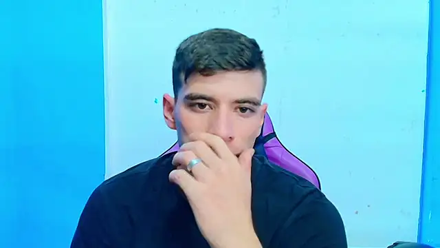 Snapshot of DEIBY_BABY chatting on 02.19.25 DEIBY BABY online show from 02.19.25