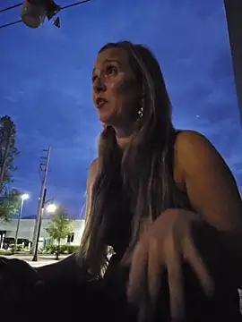 SkyelarSommer online show from 04.26.26