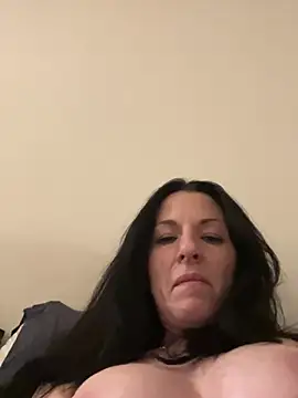 DominiqueX0 online show from 01.28.25