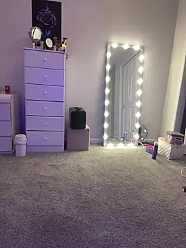 DominiqueX0 online show from 03.18.25