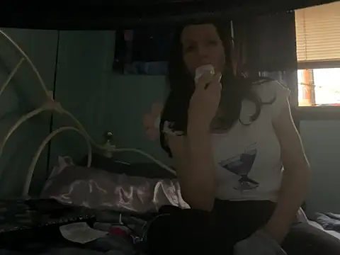 DominiqueX0 online show from 11.25.25