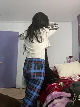 DominiqueX0 online show from 02.18.26