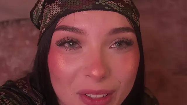 Victoria Watsson online show from 10.09.25