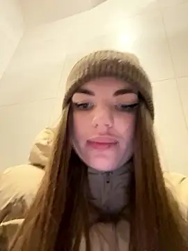 Snapshot of _i_have_cookies1 chatting on 12.08.24  i have cookies1 online show from 12.08.24