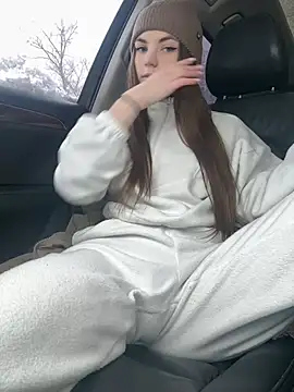 Snapshot of _i_have_cookies1 chatting on 02.15.25  i have cookies1 online show from 02.15.25