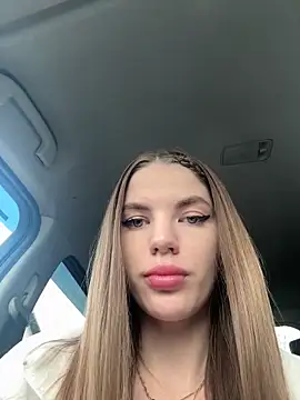 Snapshot of _i_have_cookies1 chatting on 10.26.25  i have cookies1 online show from 10.26.25