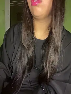 Snapshot of Mayacrayzi chatting on 04.25.26 Mayacrayzi online show from 04.25.26