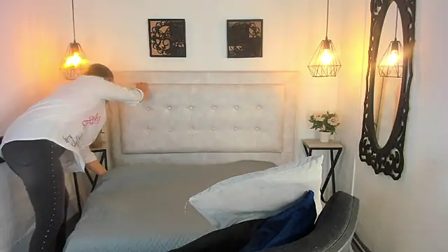 Hanna86 online show from 01.22.25