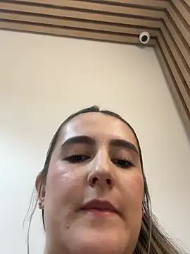 Hanna86 online show from 04.28.26