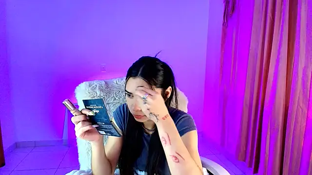 AmyOlimpo online show from 01.06.26