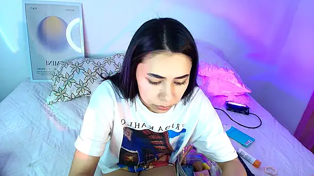 AmyOlimpo online show from 04.06.26