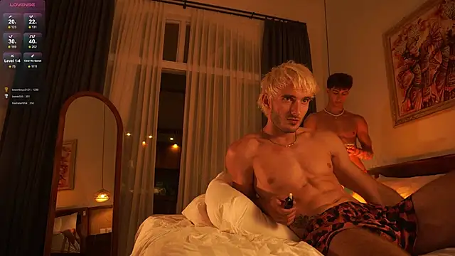 Snapshot of Bbrandon_ chatting on 04.10.26 Bbrandon online show from 04.10.26