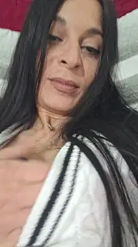 patatinahot87 online show from 02.19.26