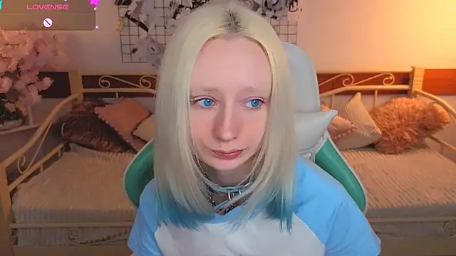 Katia Kim online show from 02.28.26