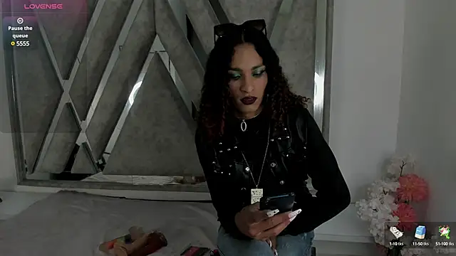 Snapshot of StefanyMiler chatting on 01.21.25 StefanyMiler online show from 01.21.25