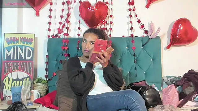 Snapshot of StefanyMiler chatting on 04.18.26 StefanyMiler online show from 04.18.26