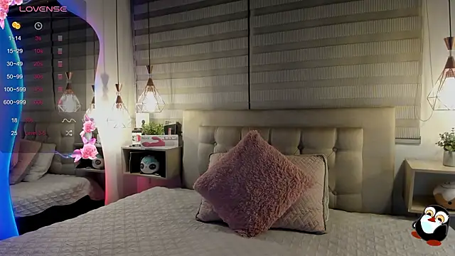 cristal  hot 1 online show from 02.02.26