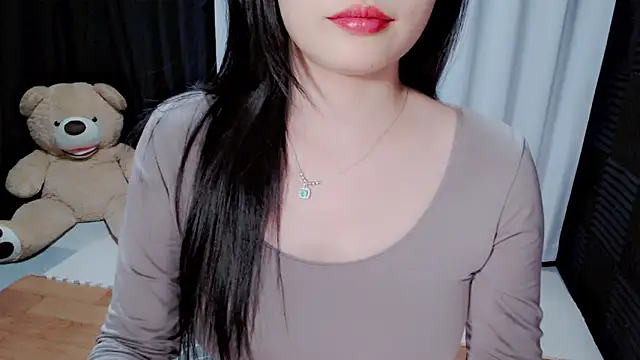 Snapshot of Su_rosie chatting on 11.22.25 Su rosie online show from 11.22.25