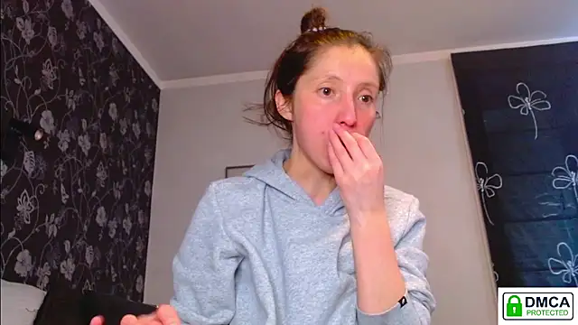 Sophi Cute online show from 03.25.26