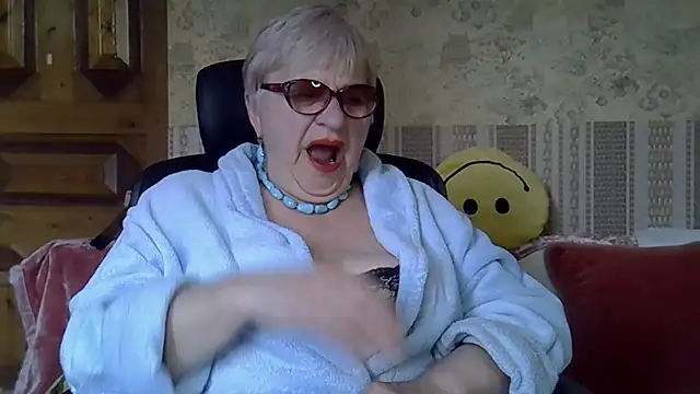 Snapshot of SweetCherry27 chatting on 05.01.26 SweetCherry27 online show from 05.01.26