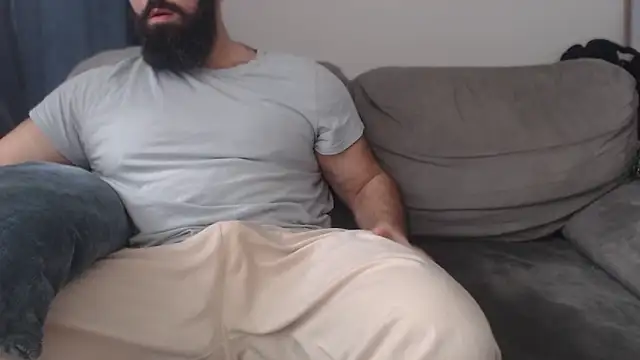 hugemachohandsome online show from 02.10.26