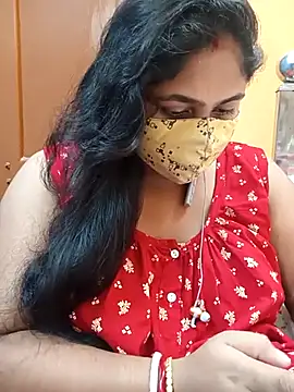 Snapshot of Sophiaboudi chatting on 03.20.25 Sophiaboudi online show from 03.20.25