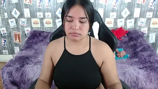 SaraCrow online show from 02.02.25