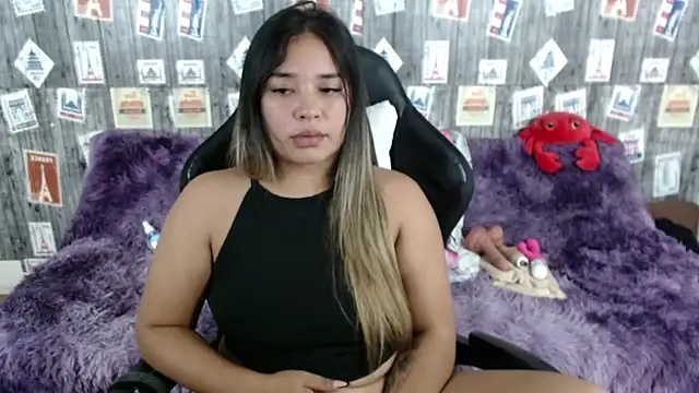 SaraCrow online show from 02.12.25