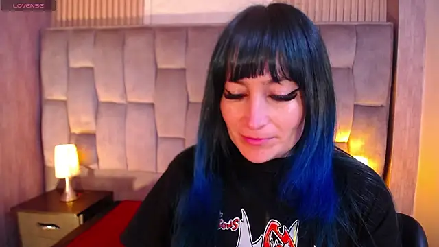 alicia moom online show from 01.08.26