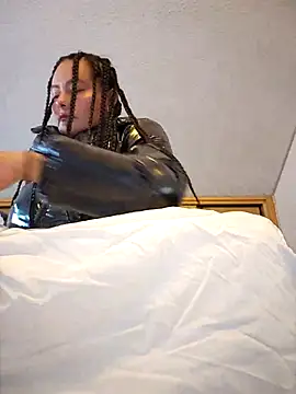 bellapaty online show from 11.14.25