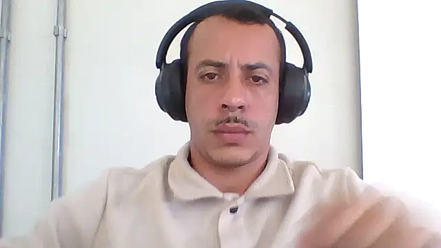 Snapshot of MachoScorpionCaralho chatting on 05.29.26 MachoScorpionCaralho online show from 05.29.26