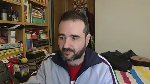 Snapshot of curiosillo83 chatting on 04.08.26 curiosillo83 online show from 04.08.26