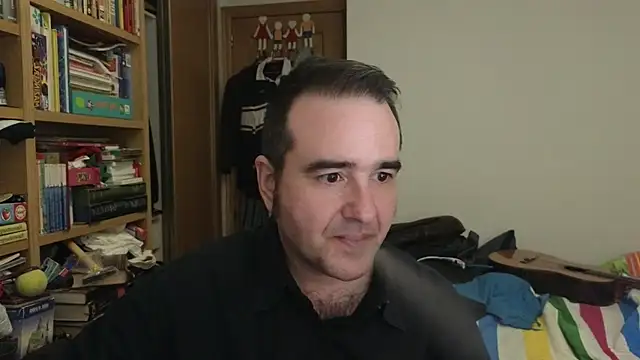 Snapshot of curiosillo83 chatting on 04.09.26 curiosillo83 online show from 04.09.26