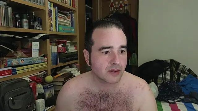 Snapshot of curiosillo83 chatting on 04.19.26 curiosillo83 online show from 04.19.26