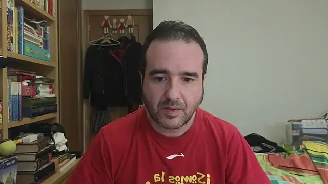 Snapshot of curiosillo83 chatting on 05.19.26 curiosillo83 online show from 05.19.26