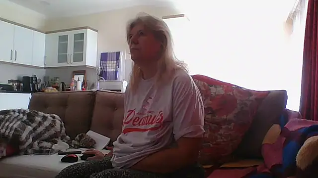 Snapshot of TrustfulVampire1 chatting on 03.07.25 TrustfulVampire1 online show from 03.07.25