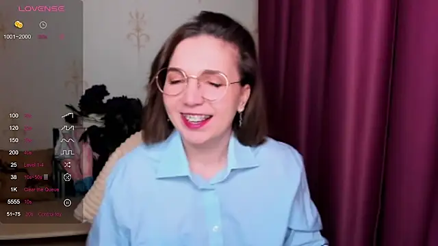 Snapshot of KindHazelHere_ chatting on 02.28.25 KindHazelHere online show from 02.28.25