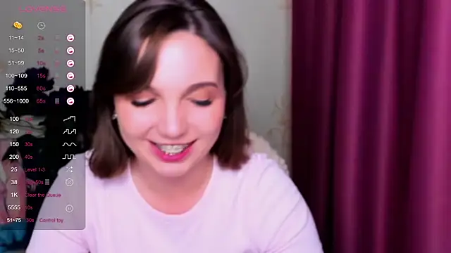 Snapshot of KindHazelHere_ chatting on 03.13.25 KindHazelHere online show from 03.13.25