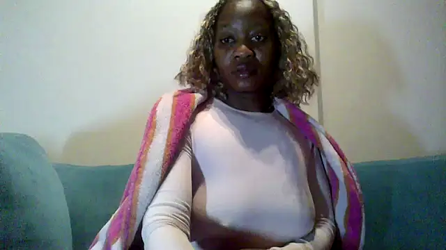 Snapshot of Hardnipples8 chatting on 05.18.26 Hardnipples8 online show from 05.18.26