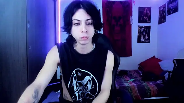 Snapshot of dussk_ chatting on 02.27.25 dussk online show from 02.27.25