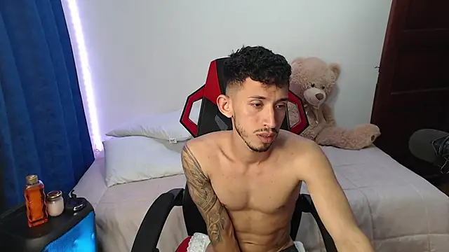 stevenSEX123 online show from 12.25.24