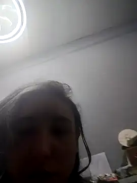 Snapshot of K-niving chatting on 02.07.25 K-niving online show from 02.07.25