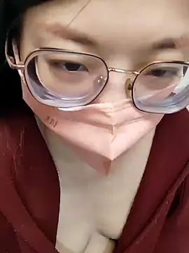 Lu Nana online show from 02.21.25