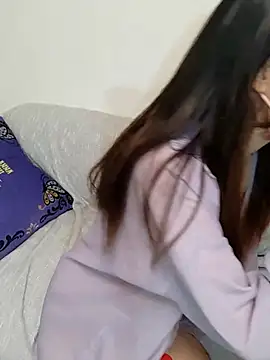 Lu Nana online show from 02.22.25