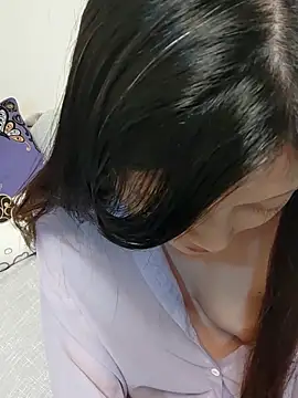 Lu Nana online show from 03.05.25