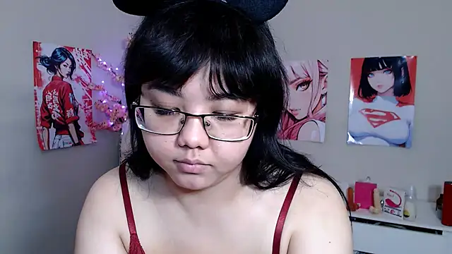 Moertomlly online show from 12.04.25