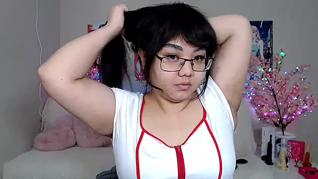 Snapshot of Moertomlly chatting on 03.13.26 Moertomlly online show from 03.13.26