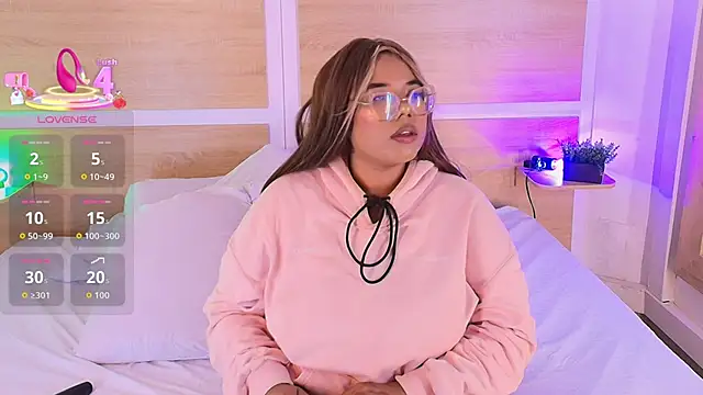  nickypurple  online show from 02.10.26